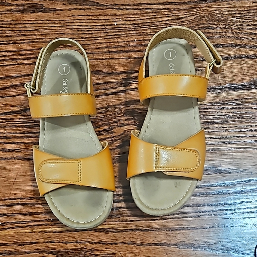 Cat and Jack Girls Platform Sandles size 1